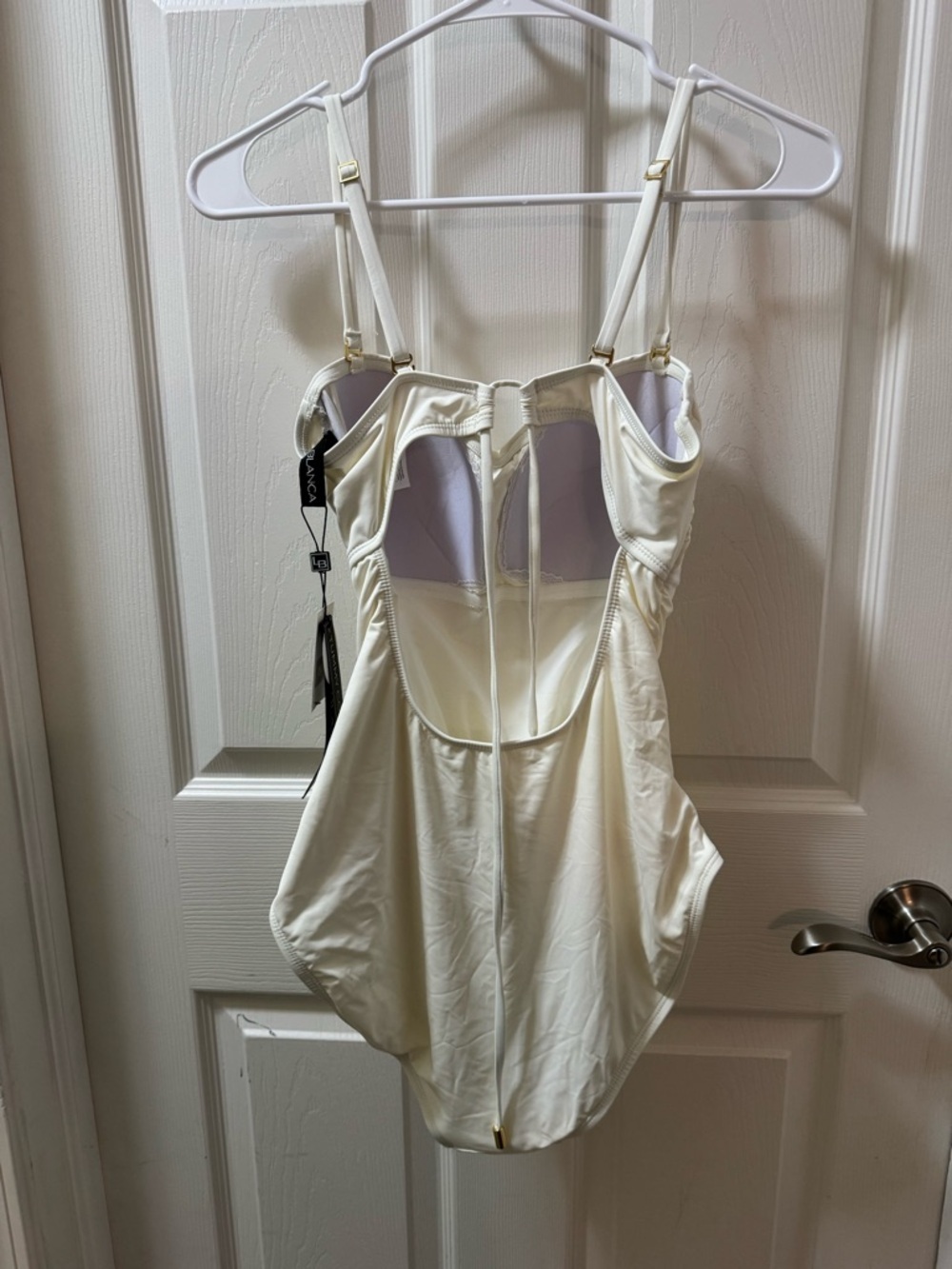 La Blanca Island Goddess Shirred Bandeau One Piece - Ivory size 12 - Picture 9 of 15
